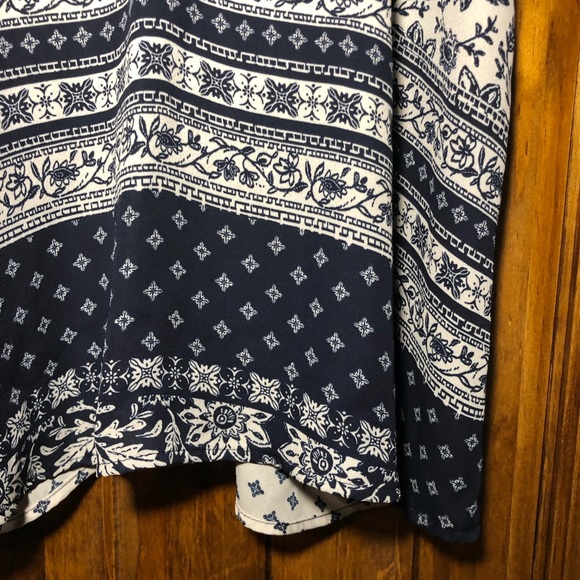 Navy Razorback Blouse - Picture 3 of 5